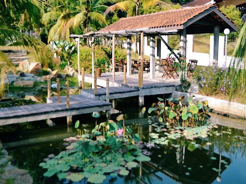 Qi Hotel And Club Kota Kinabalu Guest house